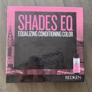 Redken Shades Eq Swatch Book